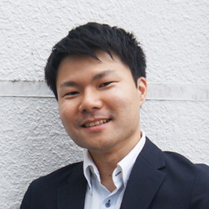 写真：経営管理本部 経営企画部 企画戦略グループ 山野 一樹