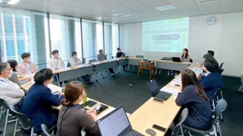 写真：当社の強みやありたい姿を見出すプロジェクトチームでの対話2